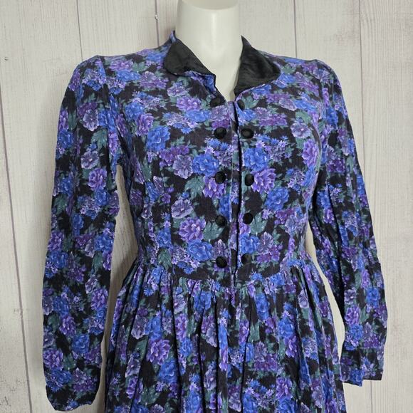 Vintage Laura Ashley Floral Corduroy Dress – Made in Great Britain, 90s, sz 12 - Picture 2 of 8